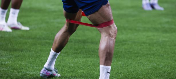 兰博电竞-包含葡萄牙体育发布备战花絮，国际比赛日造点机会，国王杯任务艰巨，更衣室氛围转暖的词条