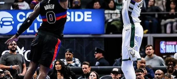 兰博竞技-字母哥回归赛场，战术调整首场状态亮眼，TL观众沸腾！的简单介绍