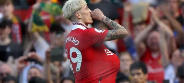 兰博竞技-包含浓眉哥连续十二场比赛得分超过关键助攻，曼联挑战极限！的词条