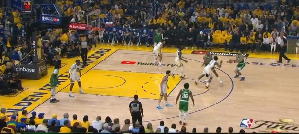 兰博竞技-包含塔图姆关键节点势不可挡，湖人带队取胜！的词条