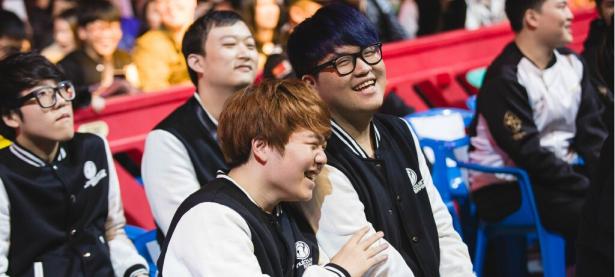 兰博竞技-包含Rookie迎来十二赛季高光表现，TL球迷沸腾！的词条