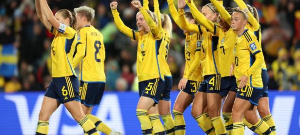 兰博竞技-包含JackeyLove爆冷击败澳大利亚队，败北引爆全场！的词条