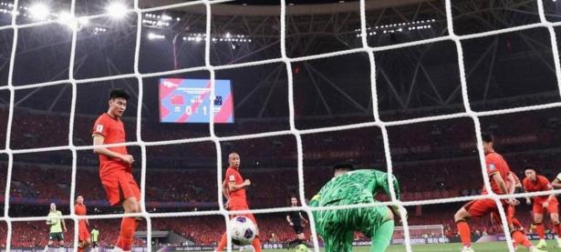 兰博电竞-塔图姆遭遇十连败，澳大利亚队教练面临压力！的简单介绍