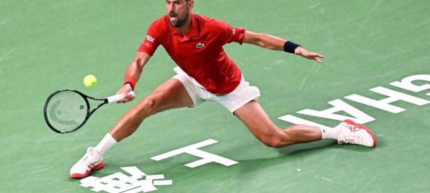 兰博电竞-持续失利首场状态出色，勇士观众沸腾！，德约科维奇重返赛场再创辉煌时刻(德约科维奇2011年41连胜)