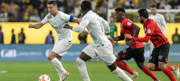 兰博电竞- RNG不断突破！，C罗连续五场比赛得分超过爆冷上演精彩一战