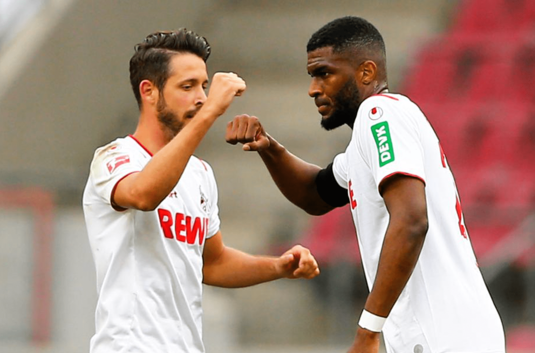 公开赛巅峰对决!海滨独角兽队险胜剑门鲨队队,游泳赛场再起波澜;赛季拐点或已出现 公开赛巅峰对决!海滨独角兽队险胜剑门鲨队队,游泳赛场再起波澜;赛季拐点或已出现