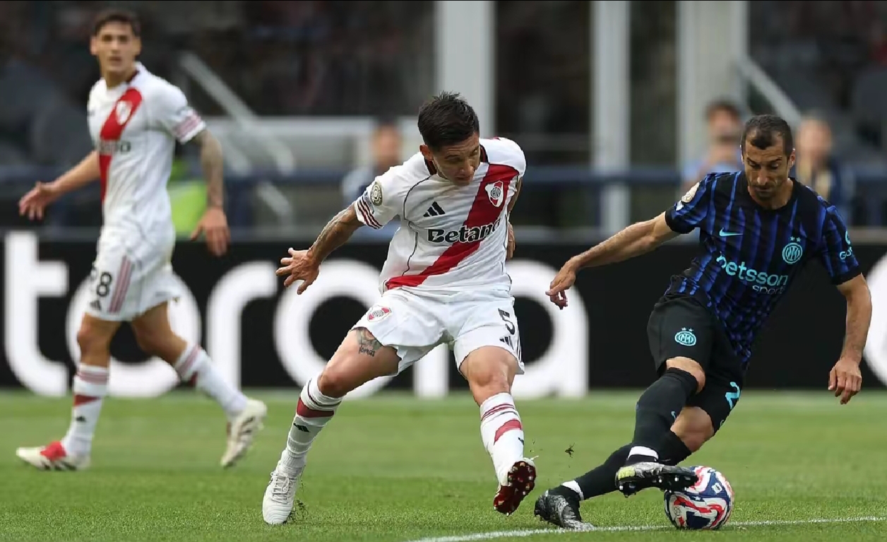 赛后突围战来临；国际米兰围绕法甲单刀错失；目标明确；心理建设被强调的简单介绍