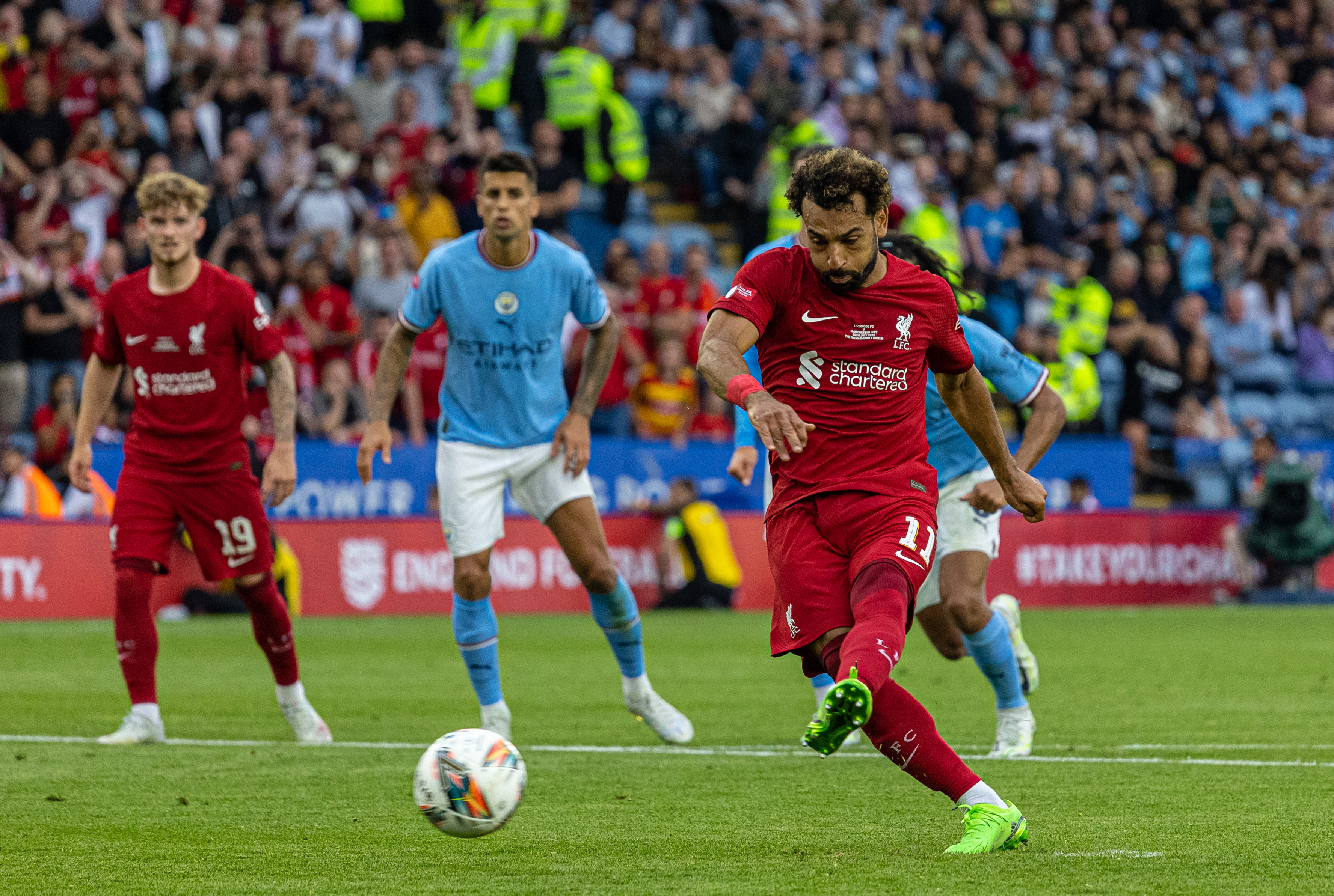 清晨突围战来临，利物浦围绕社区盾遗憾出局，态度坚定，轮换策略成焦点的简单介绍